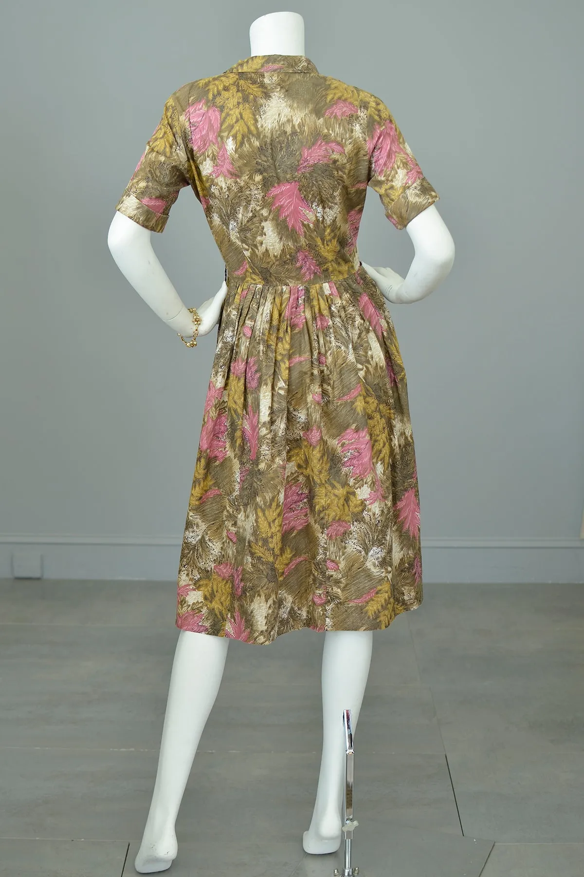 1950s Taupe Gold Pink Feathery Leaf Novelty Print Shirtwaist Dress