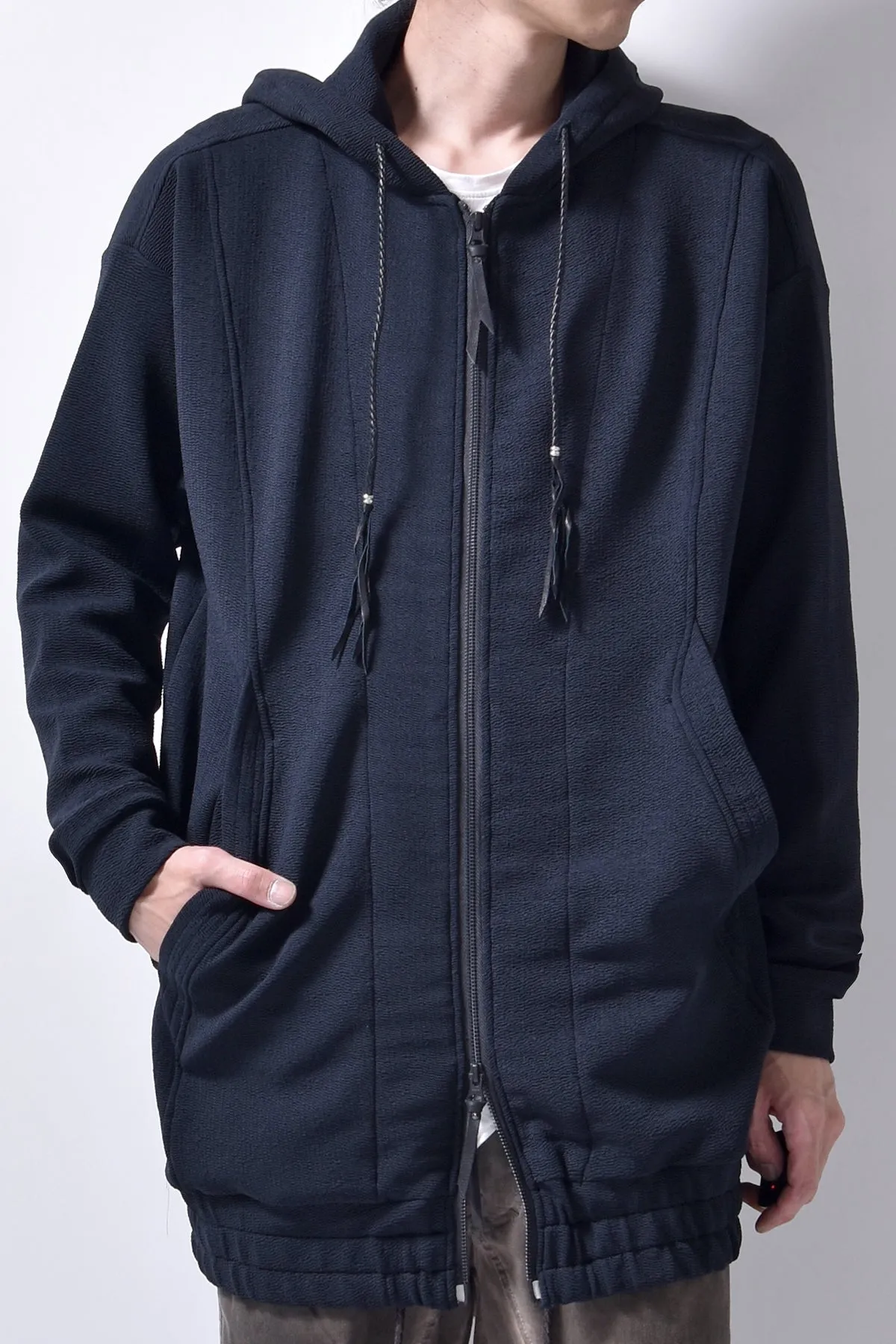 2102-TP01 Nylon Stretch Long Parka Black