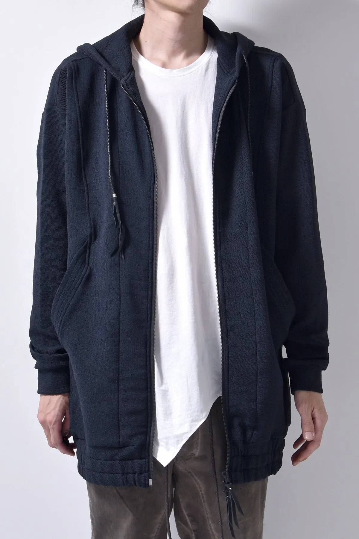 2102-TP01 Nylon Stretch Long Parka Black