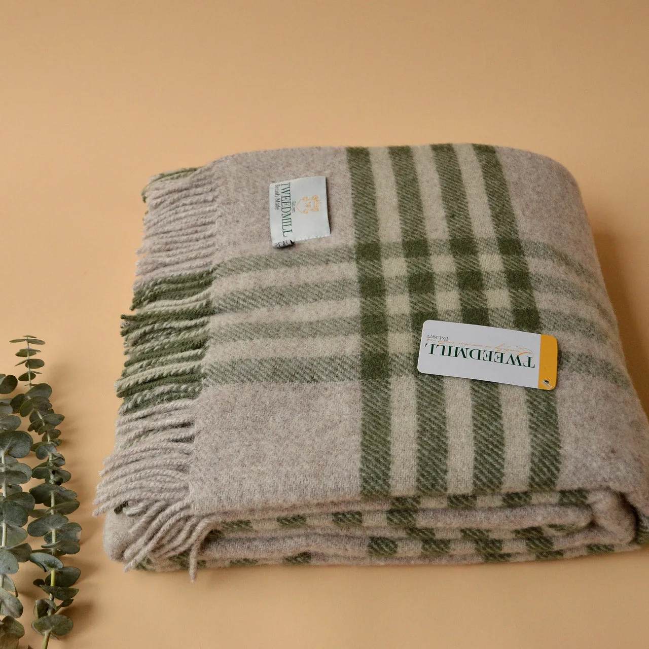 Extra Large Throw in 100% Wool - Hex Check - Olive (150x240cm) *Returning 2025