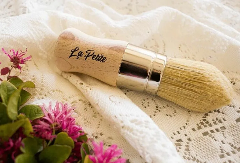 La Petite Brush - Dixie Belle Paint Company