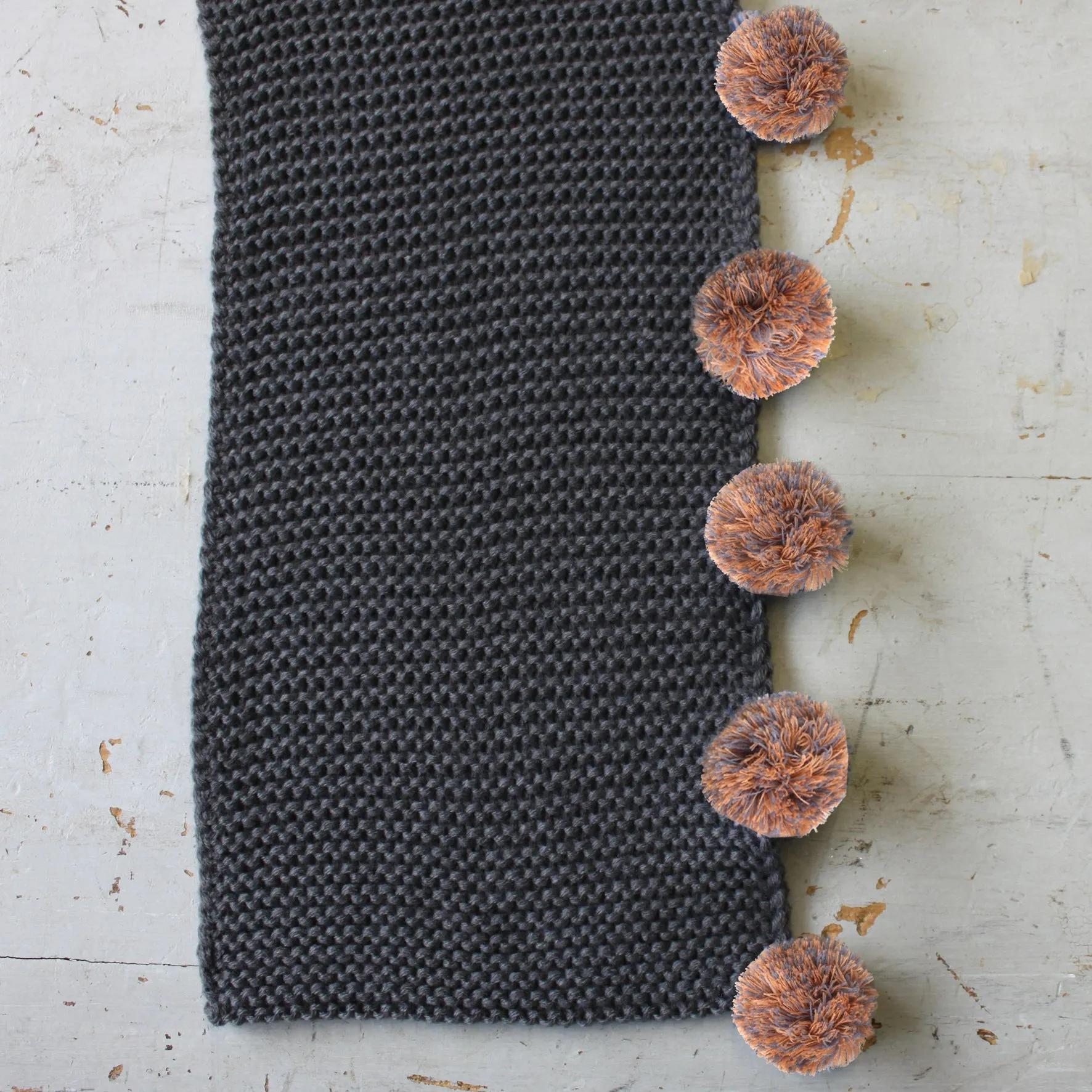 Loop Dark Grey Scarf