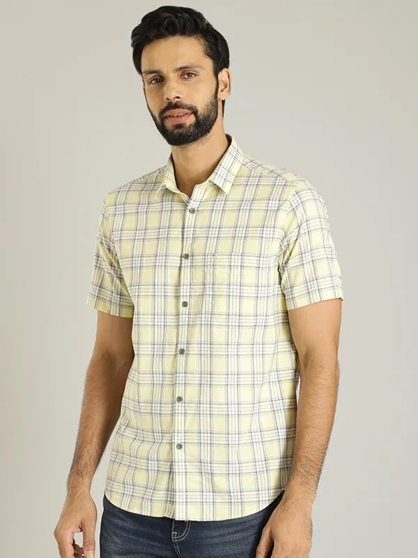 Men Checked Half Sleeve Cotton Shirt