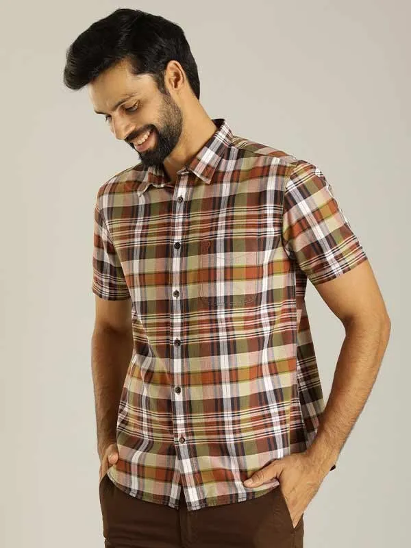 Men Checked Half Sleeve Cotton Shirt