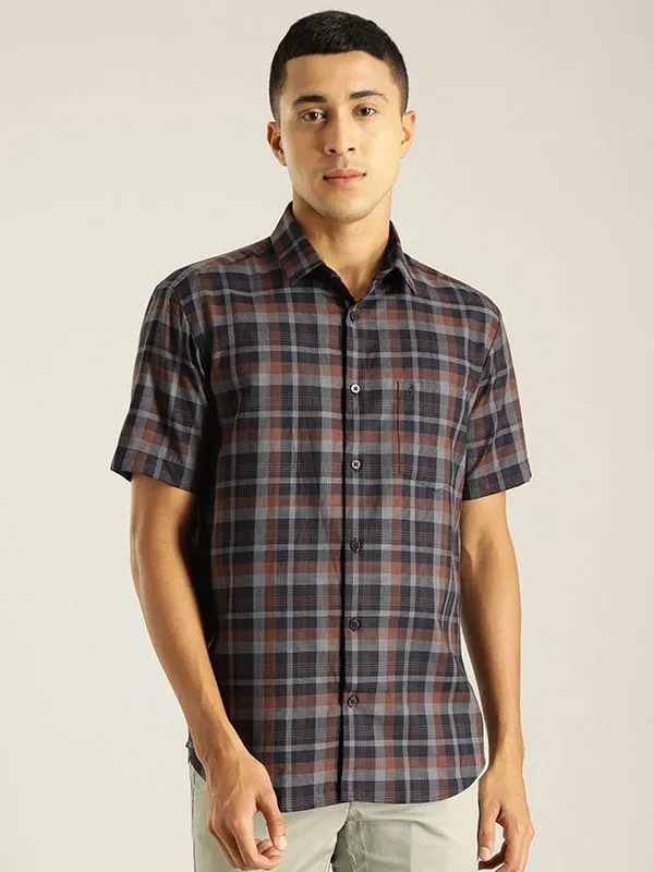 Men Checked Half Sleeve Cotton Shirt