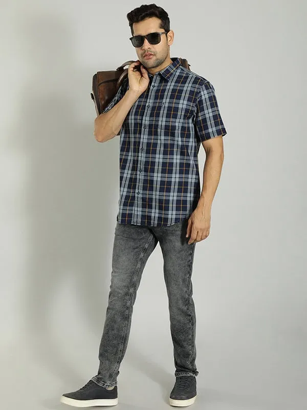 Men Checked Half Sleeve Cotton Shirt